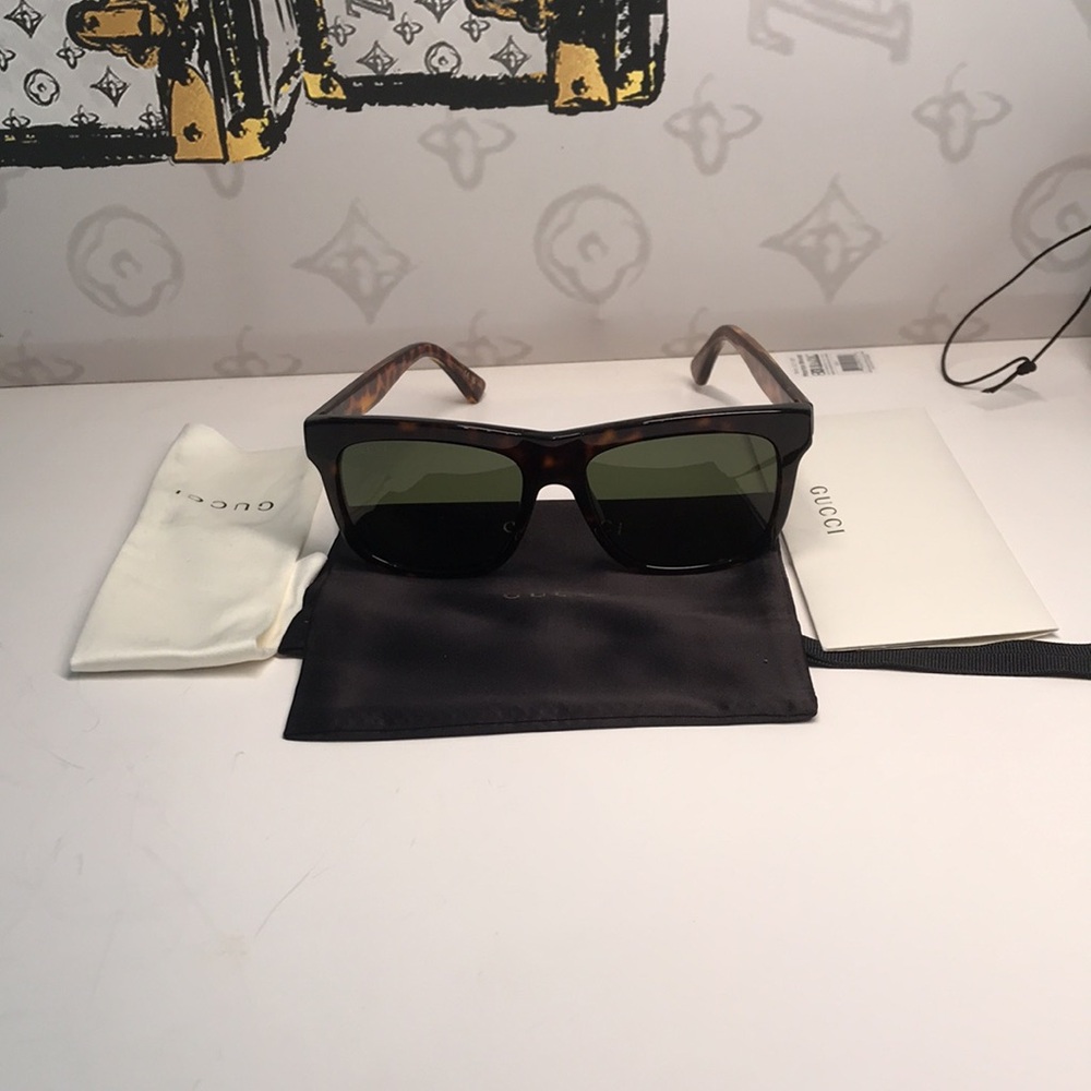 Gucci Tortoise Shell Sunglasses with Green Lenses GG0158SN 002 - Picture 10 of 14